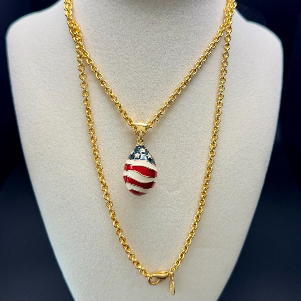 Vintage 1990’s Joan Rivers Enamel Faberge USA Patriotic Egg Necklace 🇺🇸